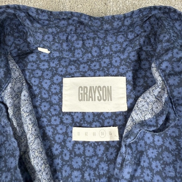 Grayson The Hero Marine Blue Floral 3/4 Button Down Boho Blouse Size 04 - Picture 2 of 6